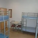 Domus Guesthouse - Hostel